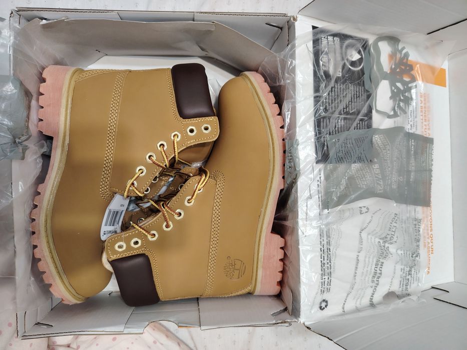 Продам ботинки зимние Timberland 40 размер