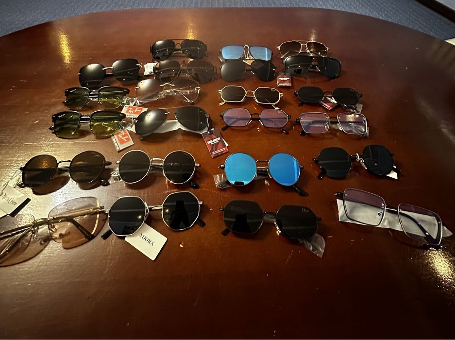 Продаю 23 очки от солнце и компьютер