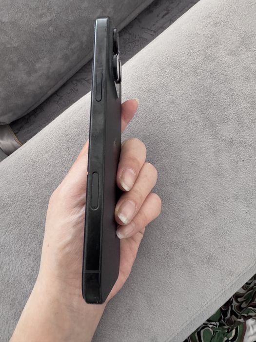 Продам iPhone 16 pro max 256