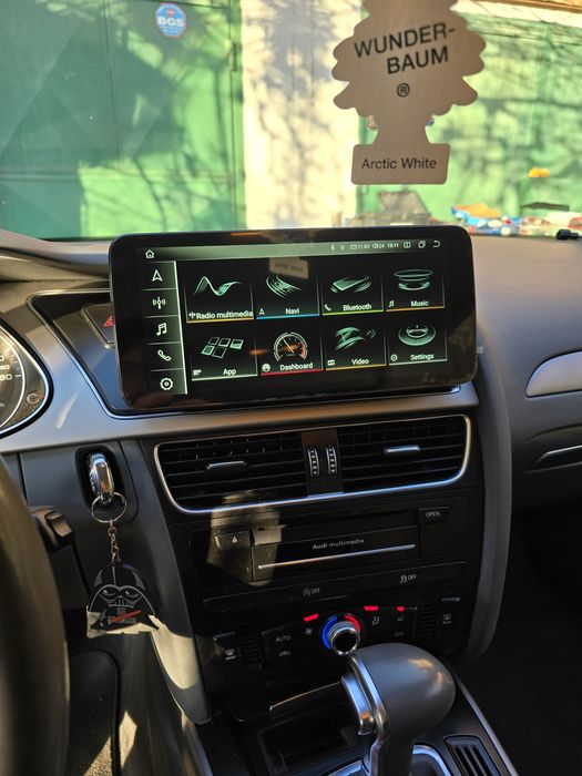 Navigatie android 8GB Audi A4 Carplay Waze YouTube