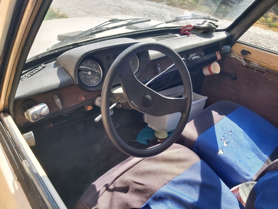 Варбург 353 за реставрация