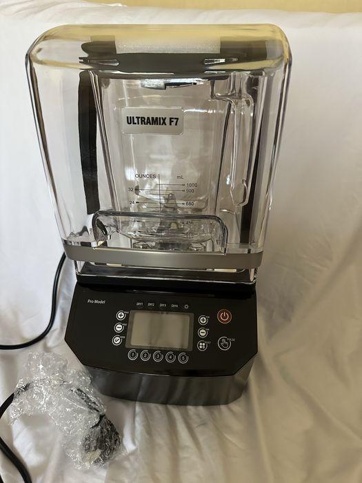 Блендер Ultramix KC - 10000 черный