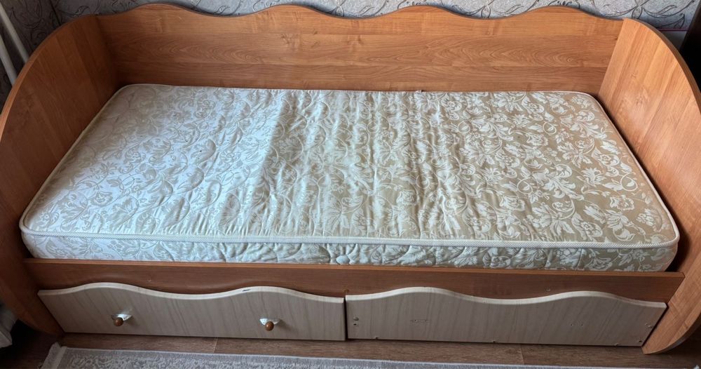 Кровать для детей подростков.