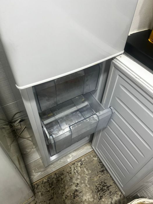 Холодильники LG & Almagreen.