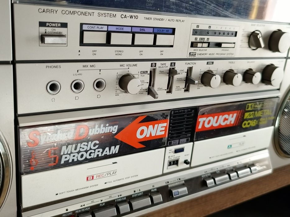 Aiwa ca-w10 радио касетофон