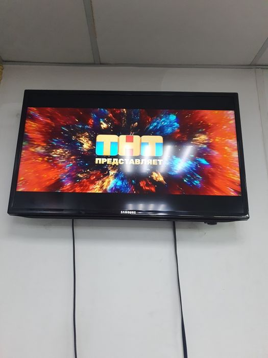 Продам телевизор samsung 82 см