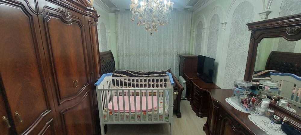 Дом на Карасу 2, с ремонтом 3/5/5