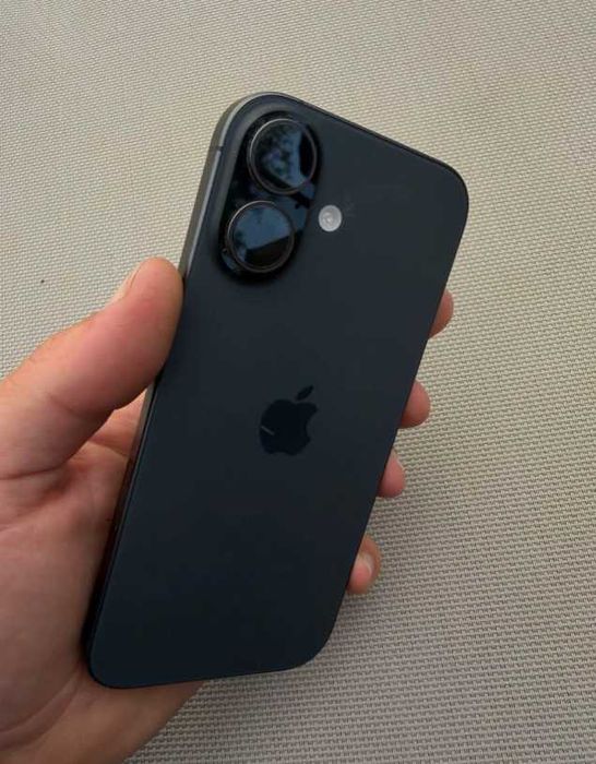 iPhone 17 256GB - 100% капацитет 60 цикъла