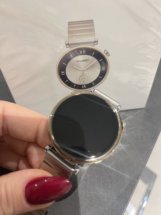 Смарт часовник HUAWEI Watch GT4, 41 мм, сребрист