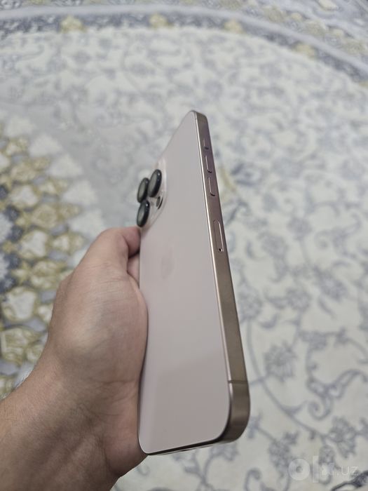 iPhone 16 PRO MAX