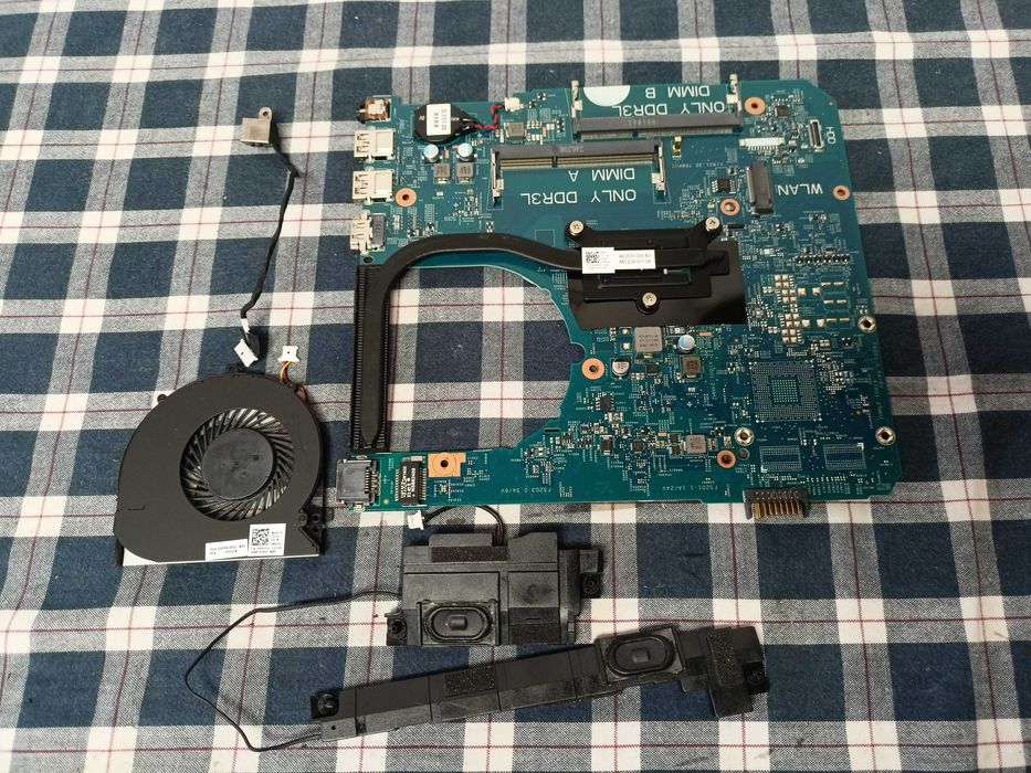 Elemente Dell Latitude 3560