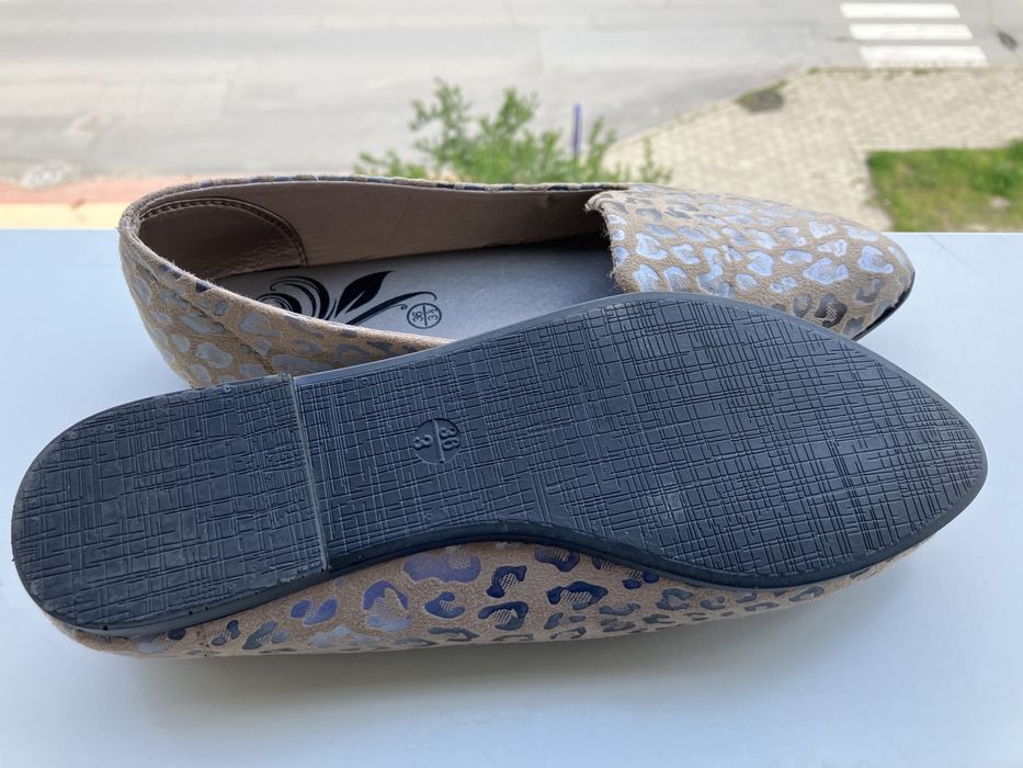 Дамски супер леки пролетно-летни обувки