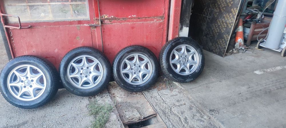 Гуми с джанти 195/65R15 за Mercedes benz C 220