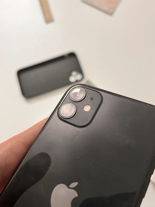 Продам айфон 11, в очень хорошем состоянии