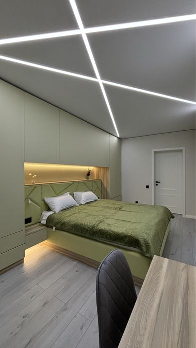 Новая квартира в центре города, Толе би - Жарокова