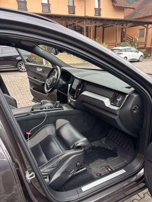 Volvo XC60 B4 diesel mild hibird