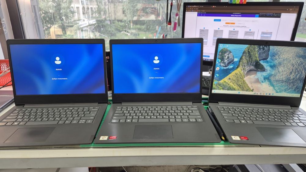 Ноутбук Lenovo V14-ADA