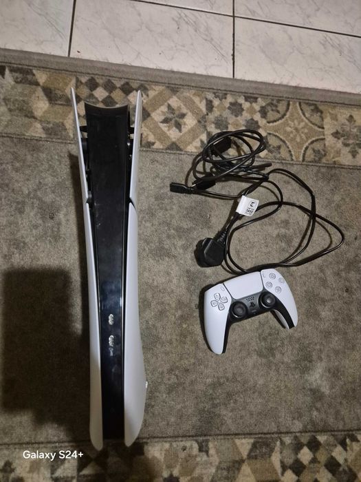 Playstation 5 slim 1 TB digital edition