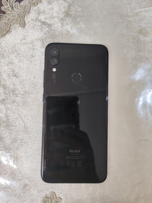 Продам RedMi Note 7 Global 4/128gb + Mi Band 6