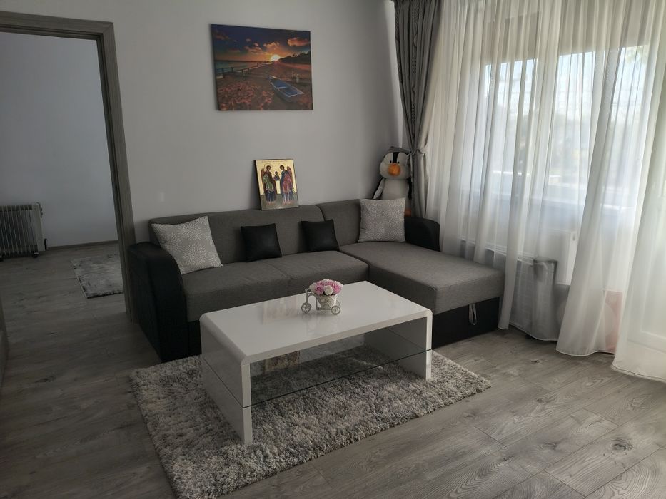 Vând apartament în Cefa
