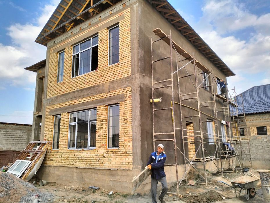 Строительны бригада бар