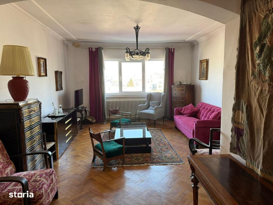 3 Camere Piata Universitatii