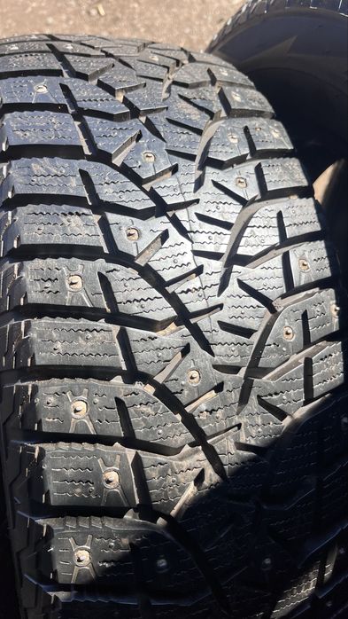 225/60 R17 Bridgestone 4шт