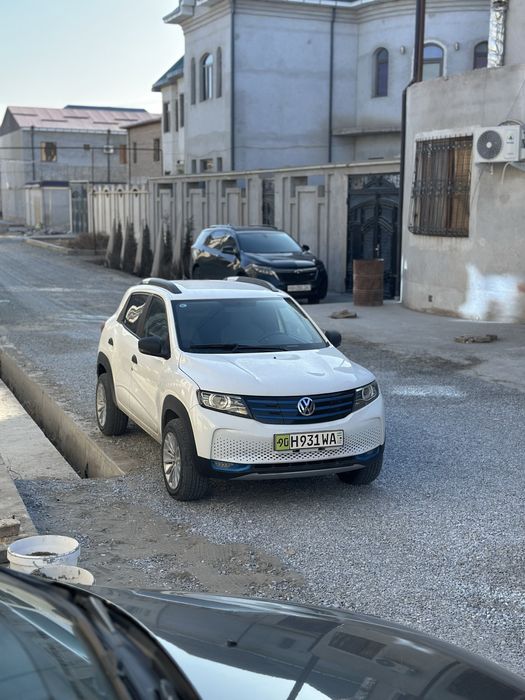 DongFeng ev1 electro car