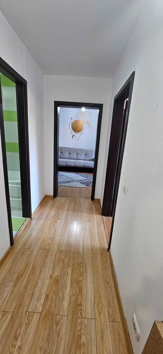 Inchiriez apartament cu 2 camere in Dristor
