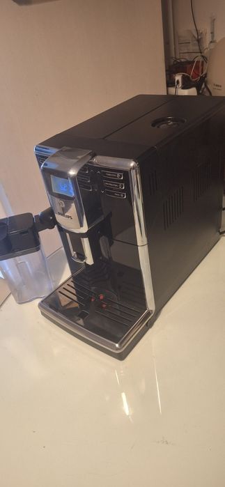 Expresor Philips Saeco HD8916/09 Incanto