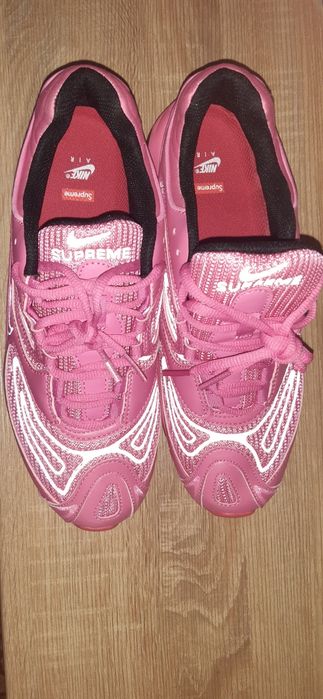 Adidași Nike Supreme