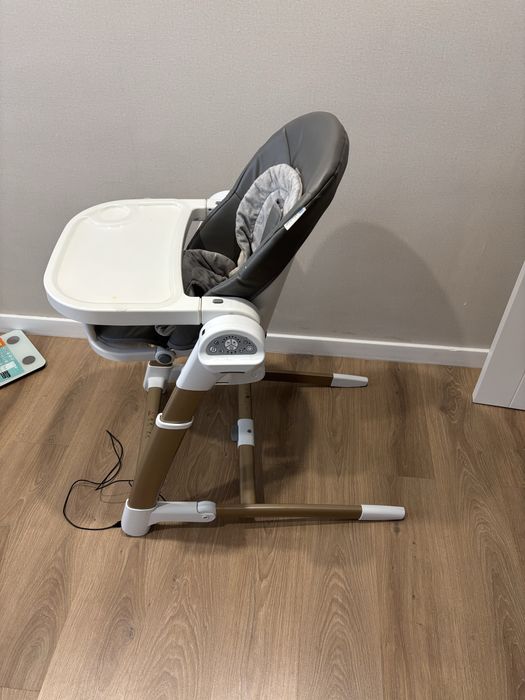 Детский стульчик для кормления