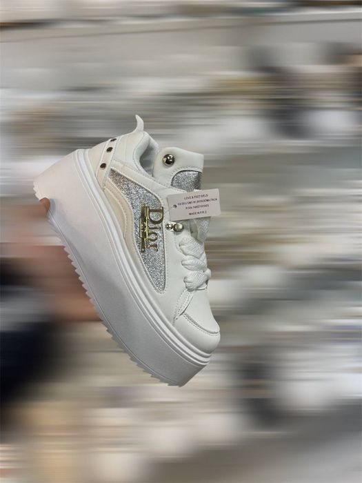 Adidasi dama platforma