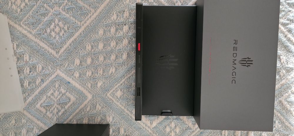 Nubia Redmagic 11Pro cel mai rapid Gaming Phone/12Gb ram /256