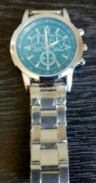 Продам мужские наручные часы