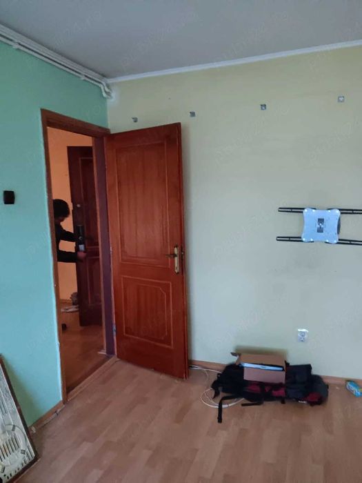 Apartament cu doua camere, Ostroveni, Rm Valcea, jud Valcea