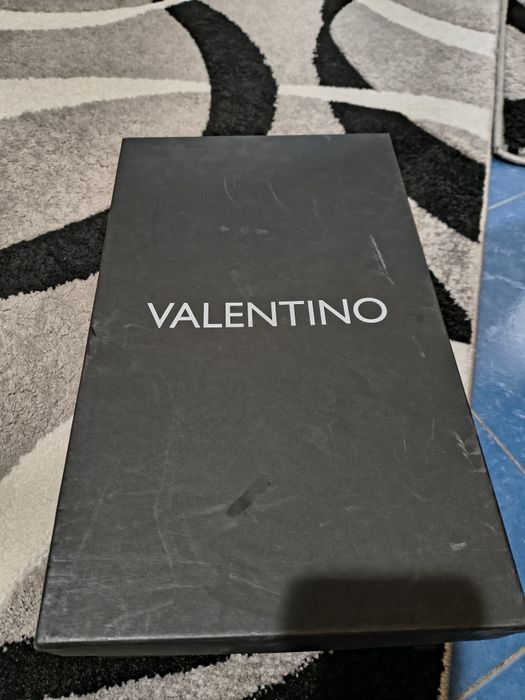 Дамски кецове Valentino