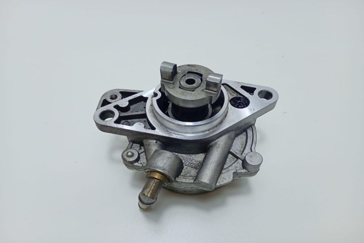 Pompa vacuum 1.3 D 73501358 Fiat Punto a 2-a generatie (facelift) ser