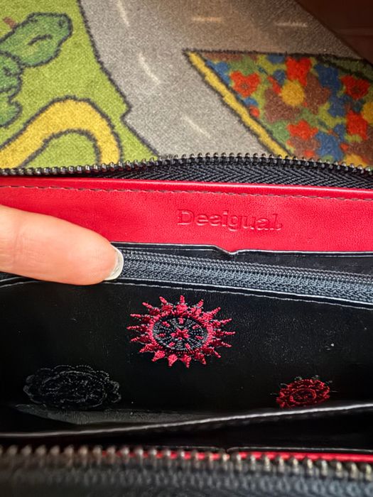 Portofel Desigual