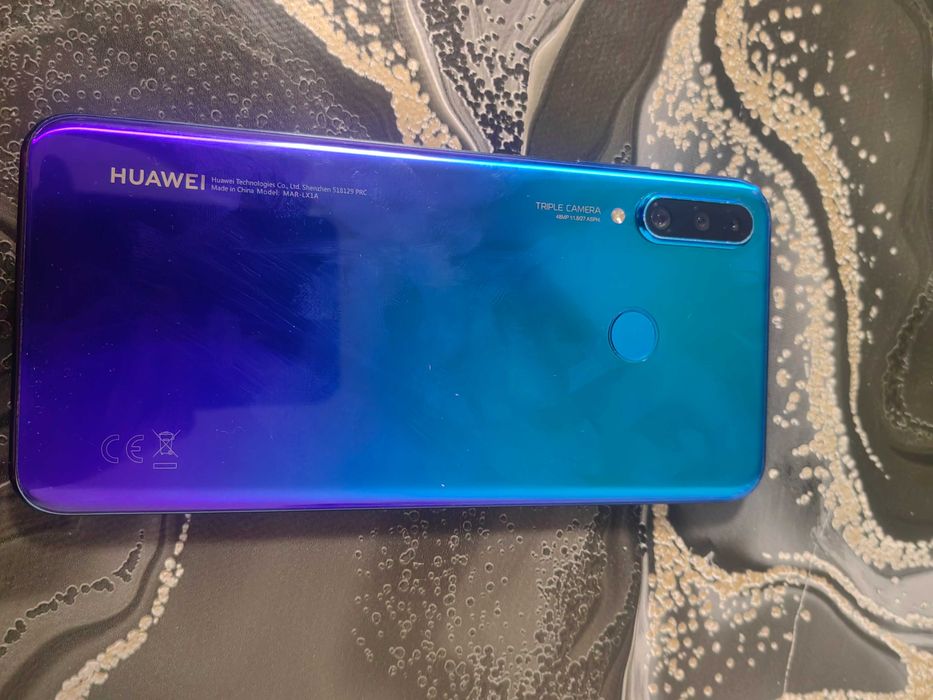 Huawei P30 Lite.