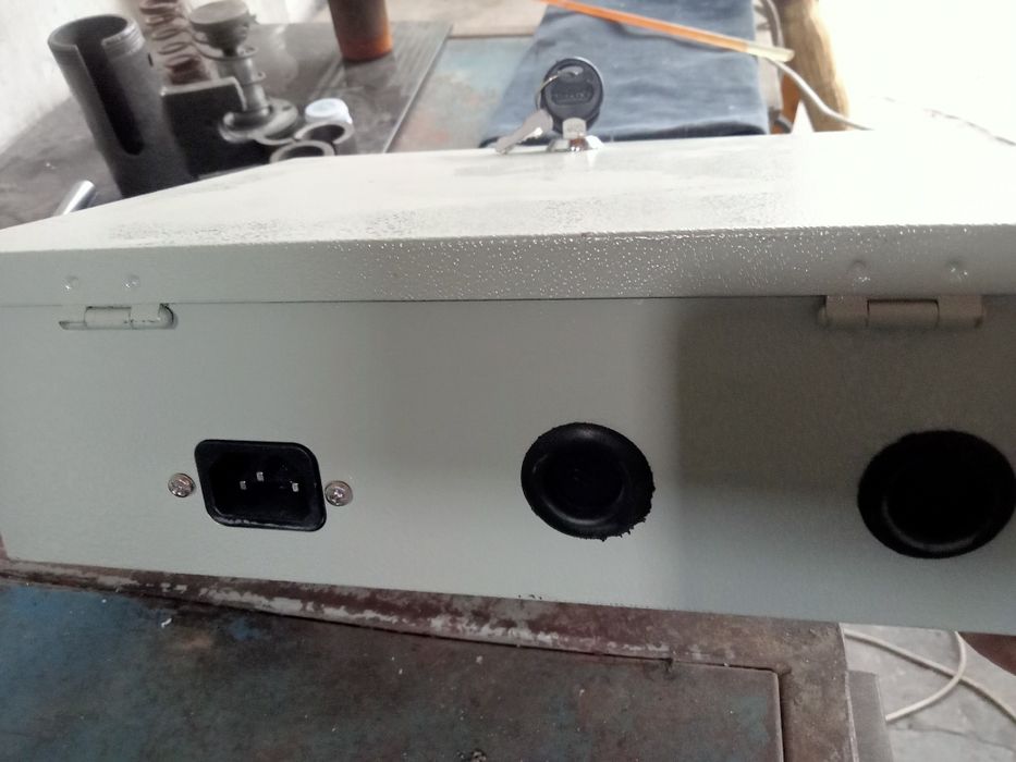 Источник бесперебойного питания