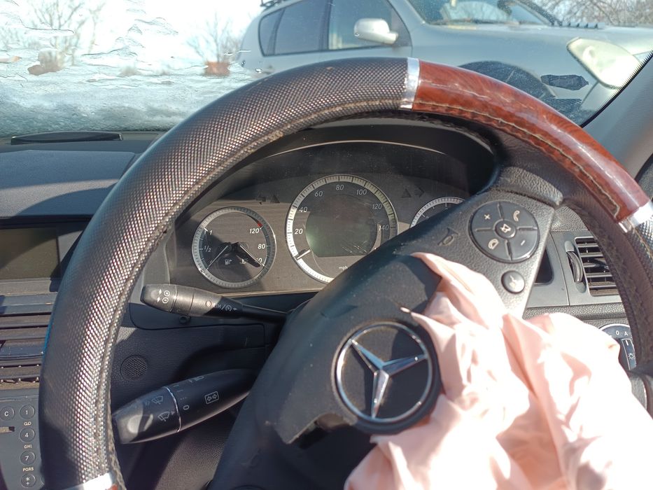 Мерцедес ц200 646