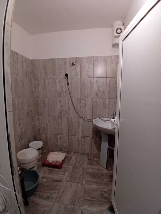 3-стаен под наем в Банишора