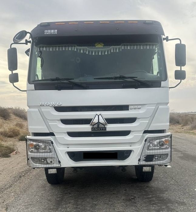 Самосвал HOWO euro 5 сотилади