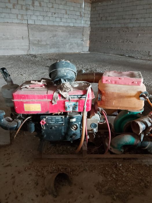 Продам насос китайский и шланги.