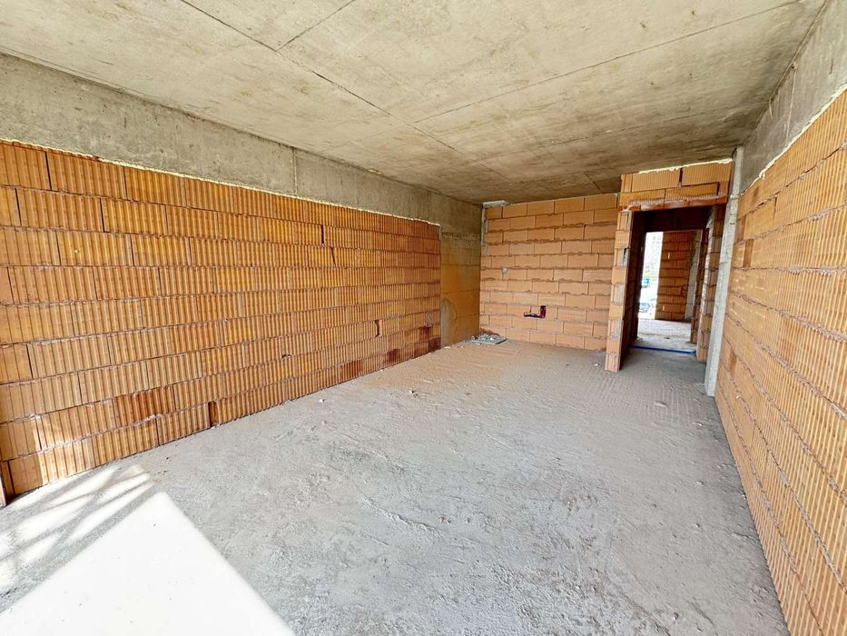 Продава се Тристаен апартамент в Варна, Възраждане 2 - 90 кв.м за 1043 €/кв.м - Снимка #3