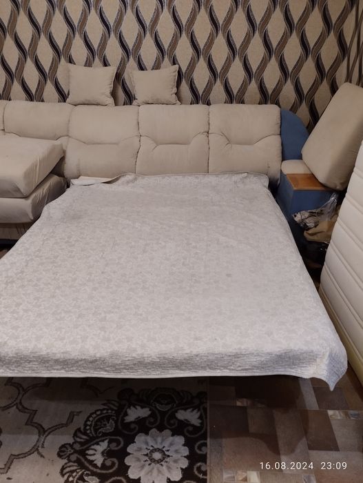 Срочно Диван раскладной недорого