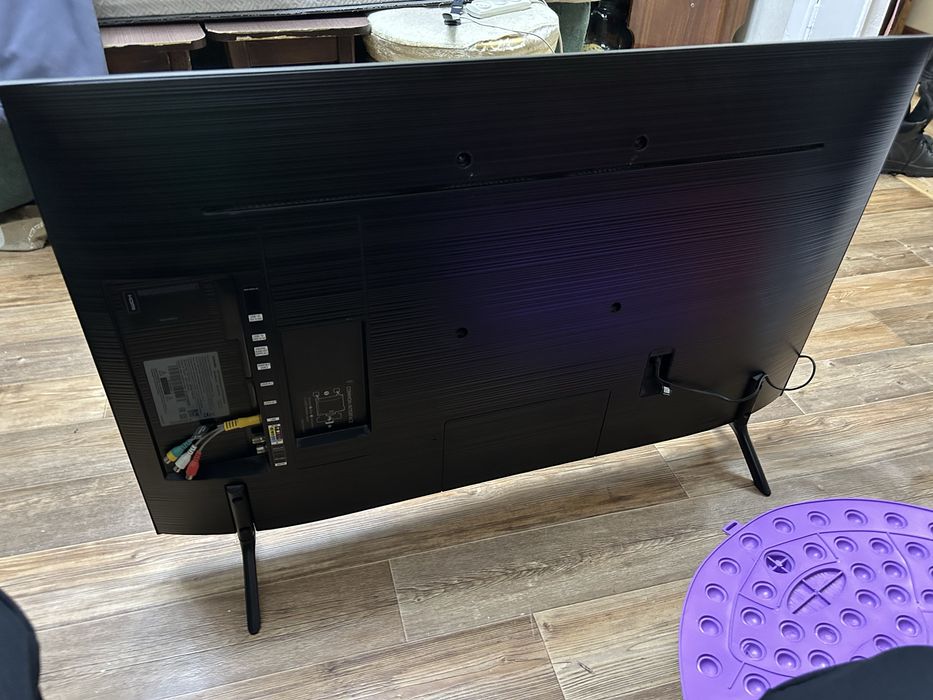 Продам на запчасти телевизор SAMSUNG