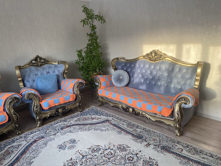 Мягкий уголок диван 2 кресла