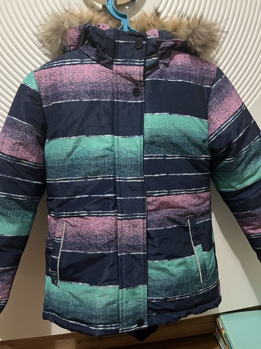 Продам зимнию куртку.